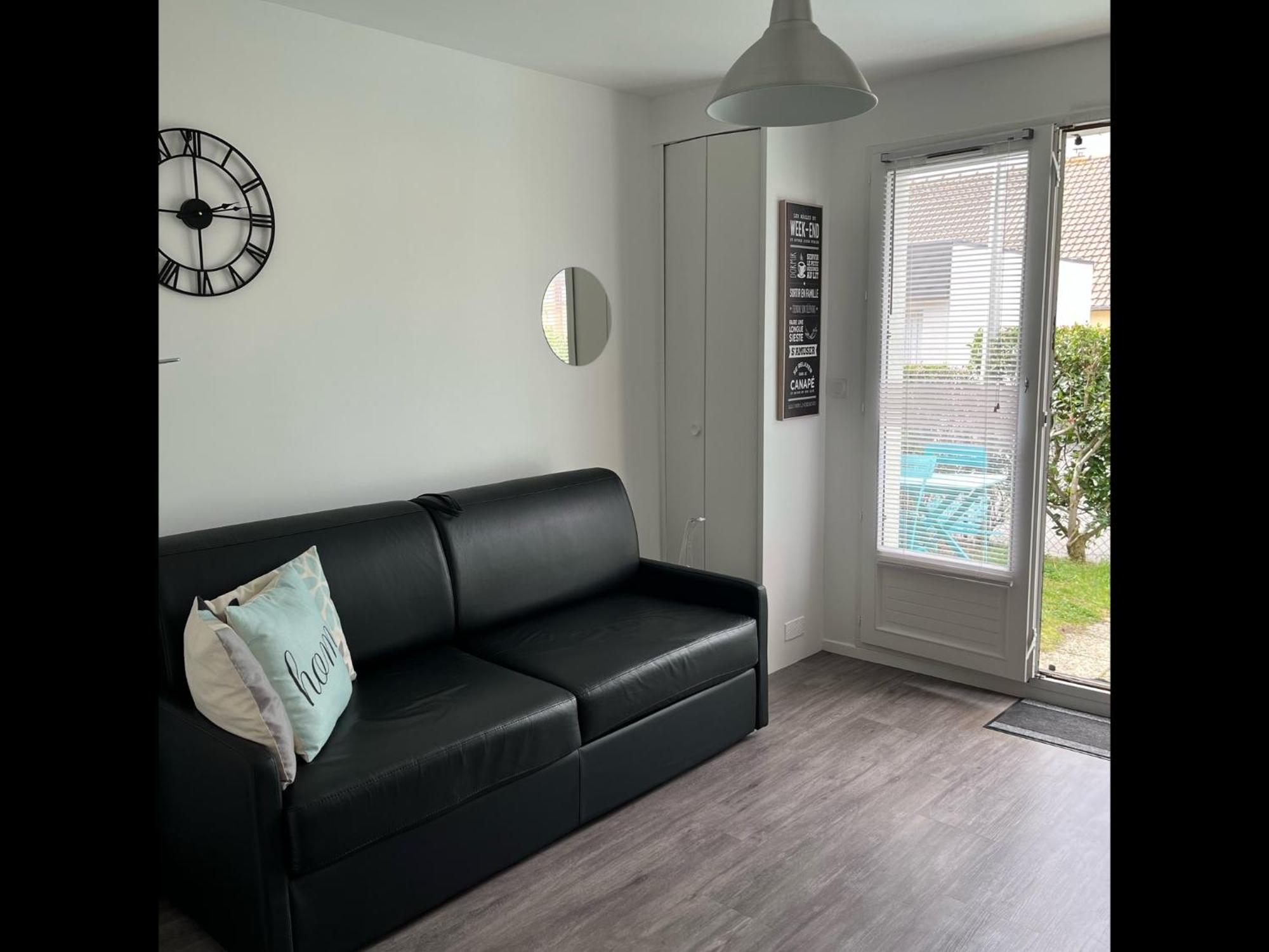 Le Petit Normand - Studio Avec Jardin A 500 M De La Plage Courseulles-sur-Mer Exterior photo